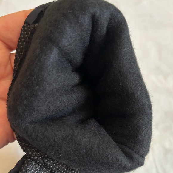 Silver Age Men's Gloves Mittens Warm Sport Black Fleece OS - Picture 4 of 6